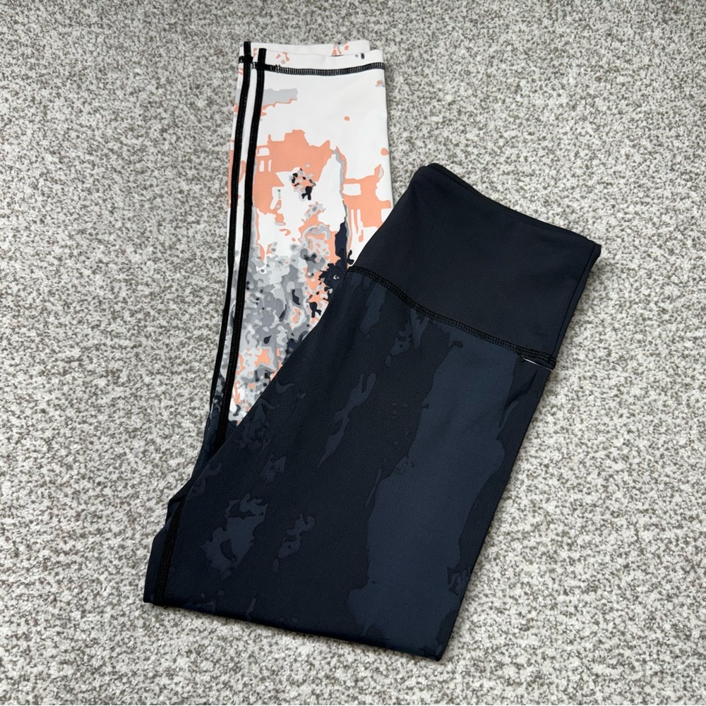 Women’s ZYIA Active Watercolor Ombré Summit High-Rise 7/8 Leggings Size‎ 4 - Picture 3 of 7
